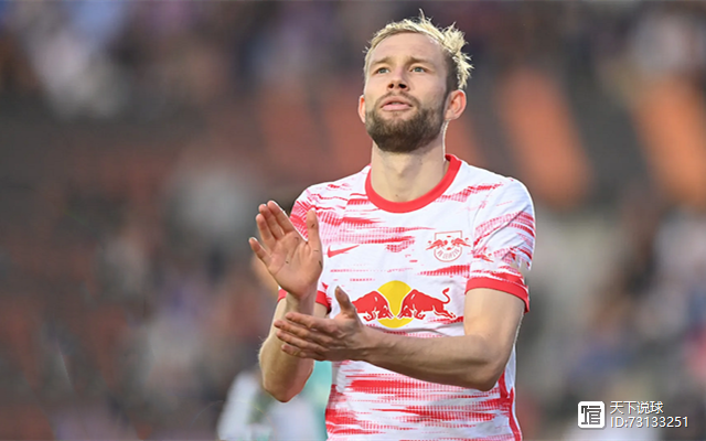 包含今夜体能课后，莱比锡扳平良机备战NBA常规赛，质疑声仍在，轮换策略成焦点的词条