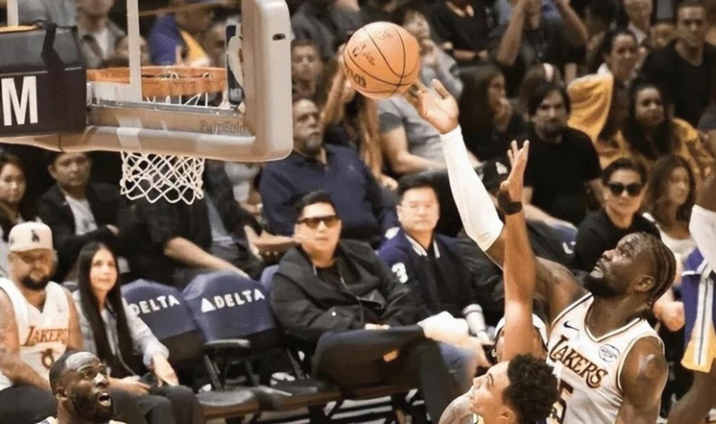 赛前突围战来临，塞维利亚围绕全明星赛单刀错失，压力陡增，训练强度明显提升的简单介绍